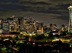 922 Nob Hill Avenue N, Seattle WA 98109