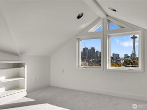 922 Nob Hill Avenue N, Seattle WA 98109