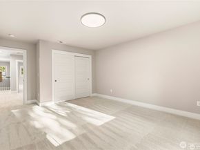 12055 SE May Creek Park Drive, Newcastle WA 98056