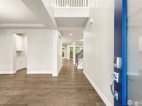 12055 SE May Creek Park Drive, Newcastle WA 98056