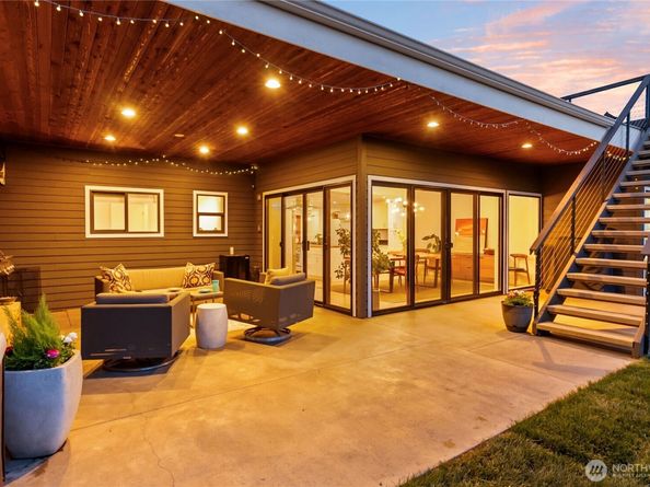 11017 Forest Avenue S, Seattle WA 98178