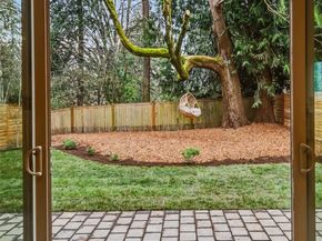 11251 108th Avenue NE, Kirkland WA 98033