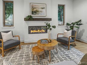 11251 108th Avenue NE, Kirkland WA 98033