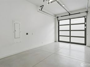 11251 108th Avenue NE, Kirkland WA 98033