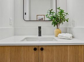 11251 108th Avenue NE, Kirkland WA 98033