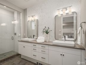 23121 NE 8th Street A4, Sammamish WA 98074