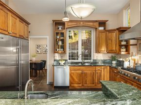 8413 SE 53rd Place, Mercer Island WA 98040