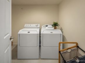 8413 SE 53rd Place, Mercer Island WA 98040