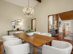 8413 SE 53rd Place, Mercer Island WA 98040