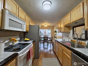 330 Elm St 201, Everett WA 98203