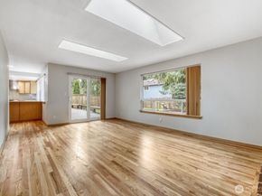 9615 NE 201st Street, Bothell WA 98011