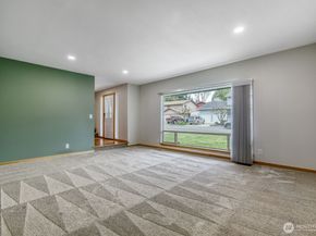 9615 NE 201st Street, Bothell WA 98011