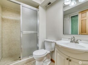 9615 NE 201st Street, Bothell WA 98011