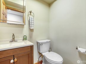 9615 NE 201st Street, Bothell WA 98011