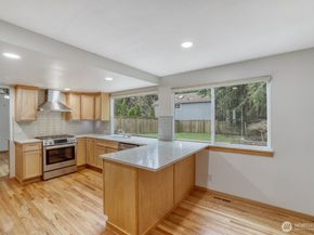 9615 NE 201st Street, Bothell WA 98011