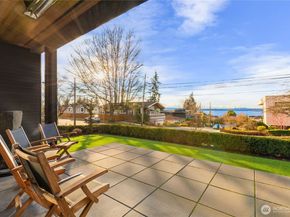 6504 103rd Avenue NE, Kirkland WA 98033