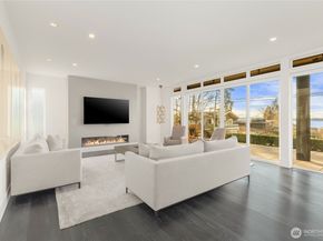 6504 103rd Avenue NE, Kirkland WA 98033