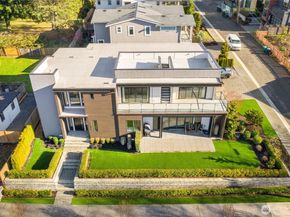 6504 103rd Avenue NE, Kirkland WA 98033