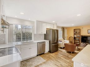 16717 NE 18th Street, Bellevue WA 98008