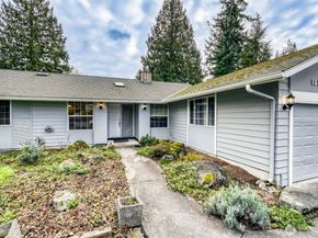 16717 NE 18th Street, Bellevue WA 98008