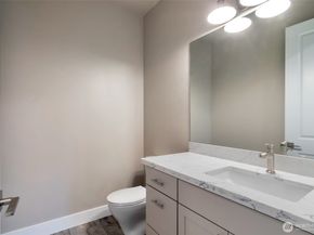 4940 Johnson Street NW, Bremerton WA 98311