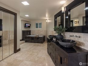 15733 25th Avenue SW, Burien WA 98166