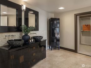 15733 25th Avenue SW, Burien WA 98166