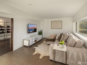 15733 25th Avenue SW, Burien WA 98166