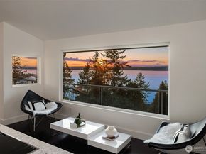 15733 25th Avenue SW, Burien WA 98166