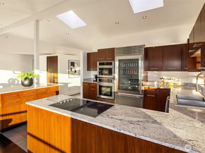 15733 25th Avenue SW, Burien WA 98166