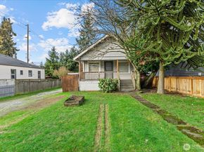 9007 Dayton Avenue N, Seattle WA 98103