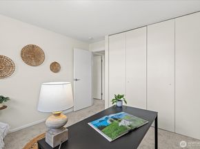 410 214th Street SW B, Bothell WA 98021