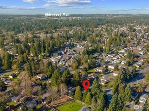 410 214th Street SW B, Bothell WA 98021