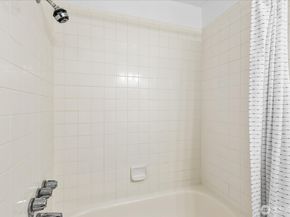 410 214th Street SW B, Bothell WA 98021