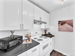 4813 180th Street SW C202, Lynnwood WA 98037