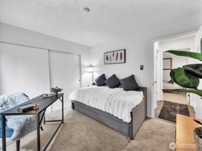 4813 180th Street SW C202, Lynnwood WA 98037