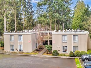 4813 180th Street SW C202, Lynnwood WA 98037