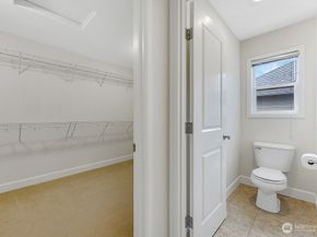 17681 NE 121st Court, Redmond WA 98052