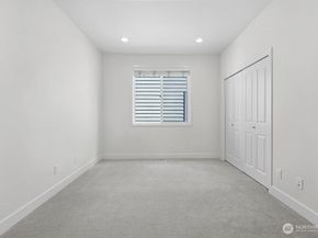 17681 NE 121st Court, Redmond WA 98052