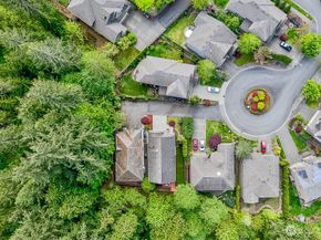 17681 NE 121st Court, Redmond WA 98052