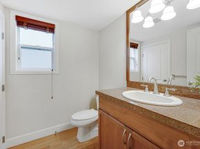 17681 NE 121st Court, Redmond WA 98052