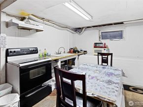 12206 1st Avenue S, Seattle WA 98168