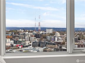 1321 Seneca Street 2202, Seattle WA 98101