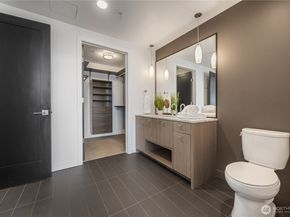 1321 Seneca Street 2202, Seattle WA 98101