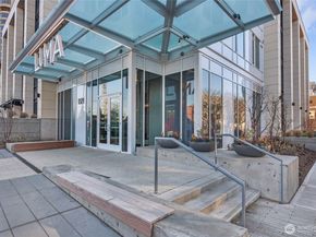 1321 Seneca Street 2202, Seattle WA 98101