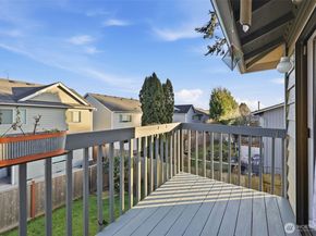 19234 121st Place SE, Kent WA 98031