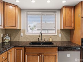 19234 121st Place SE, Kent WA 98031