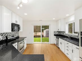 22506 129th Place SE, Kent WA 98031