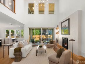 208 106th Avenue SE, Bellevue WA 98004