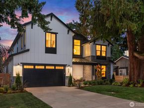 208 106th Avenue SE, Bellevue WA 98004